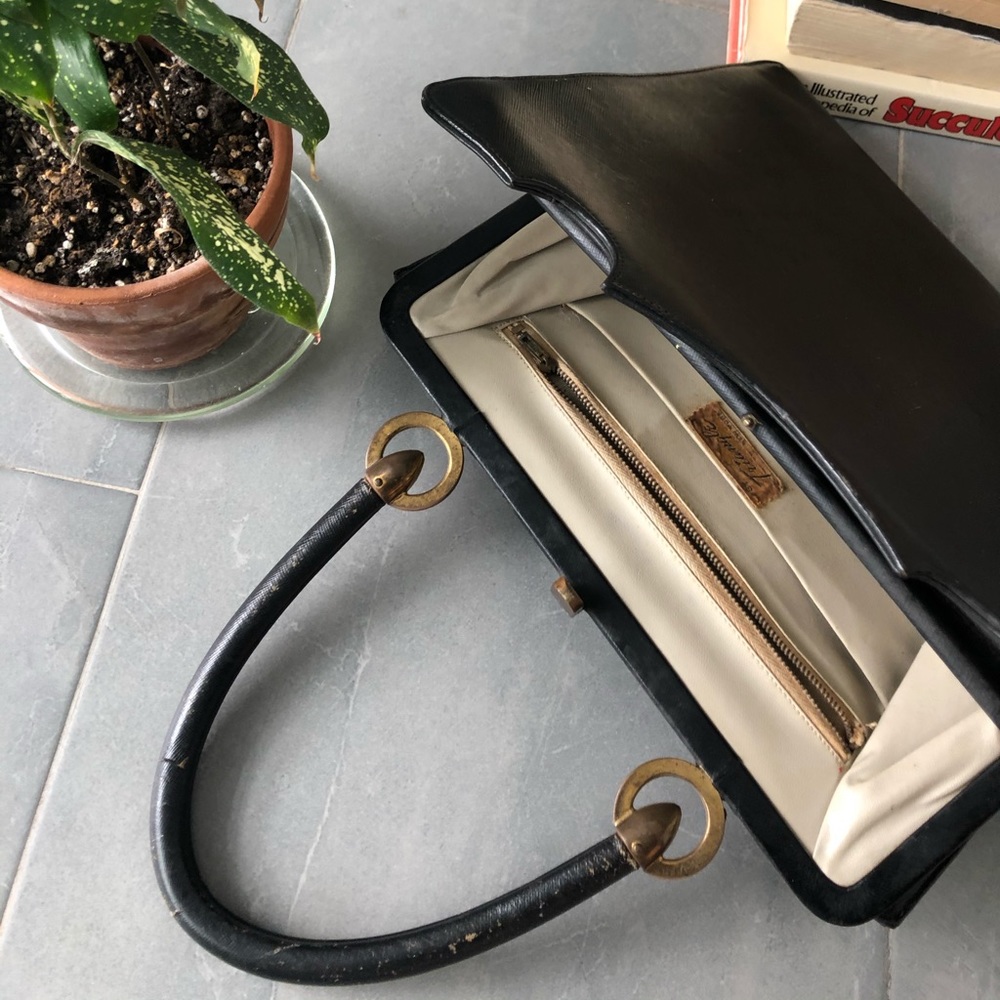 Vintage Triangle New York Hangbag